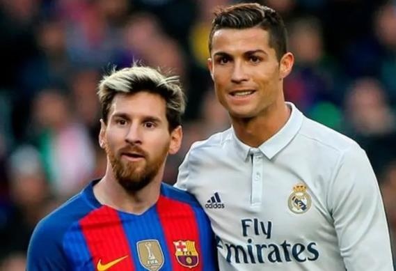 Ronaldo sat canh cung Messi trong doi hinh La Liga hay nhat thap ky hinh anh