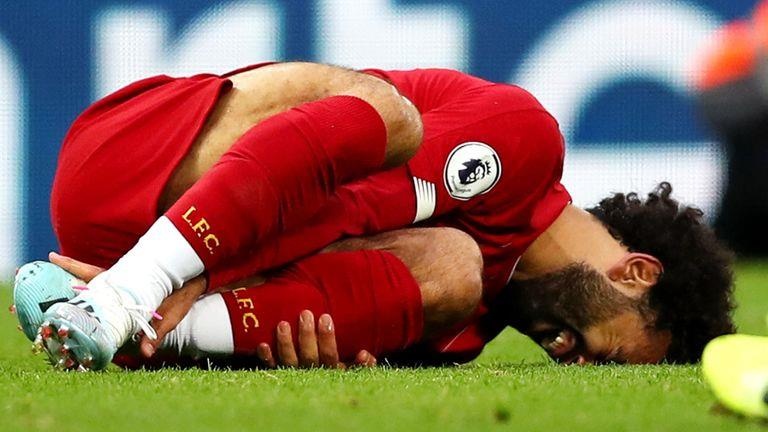 Salah co the binh phuc chan thuong truoc tran gap Man United hinh anh