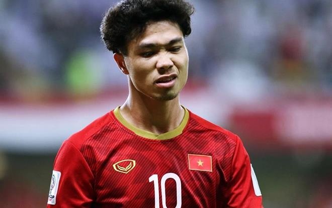 Quang Hai, Cong Phuong khong duoc dang ky o tran gap Singapore hinh anh