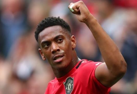 MU don tin vui truoc tran doi dau Liverpool hinh anh