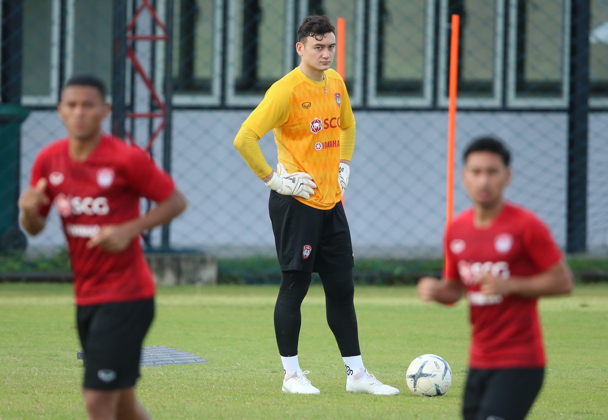 văn lâm trở về thái lan ảnh 1 van lam tro ve thai lan anh 1