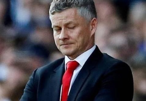 MU gap them bat loi truoc tran dau voi Liverpool hinh anh