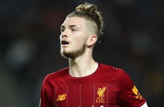 Cau thu 16 tuoi co the thay Salah o tran gap Arsenal hinh anh