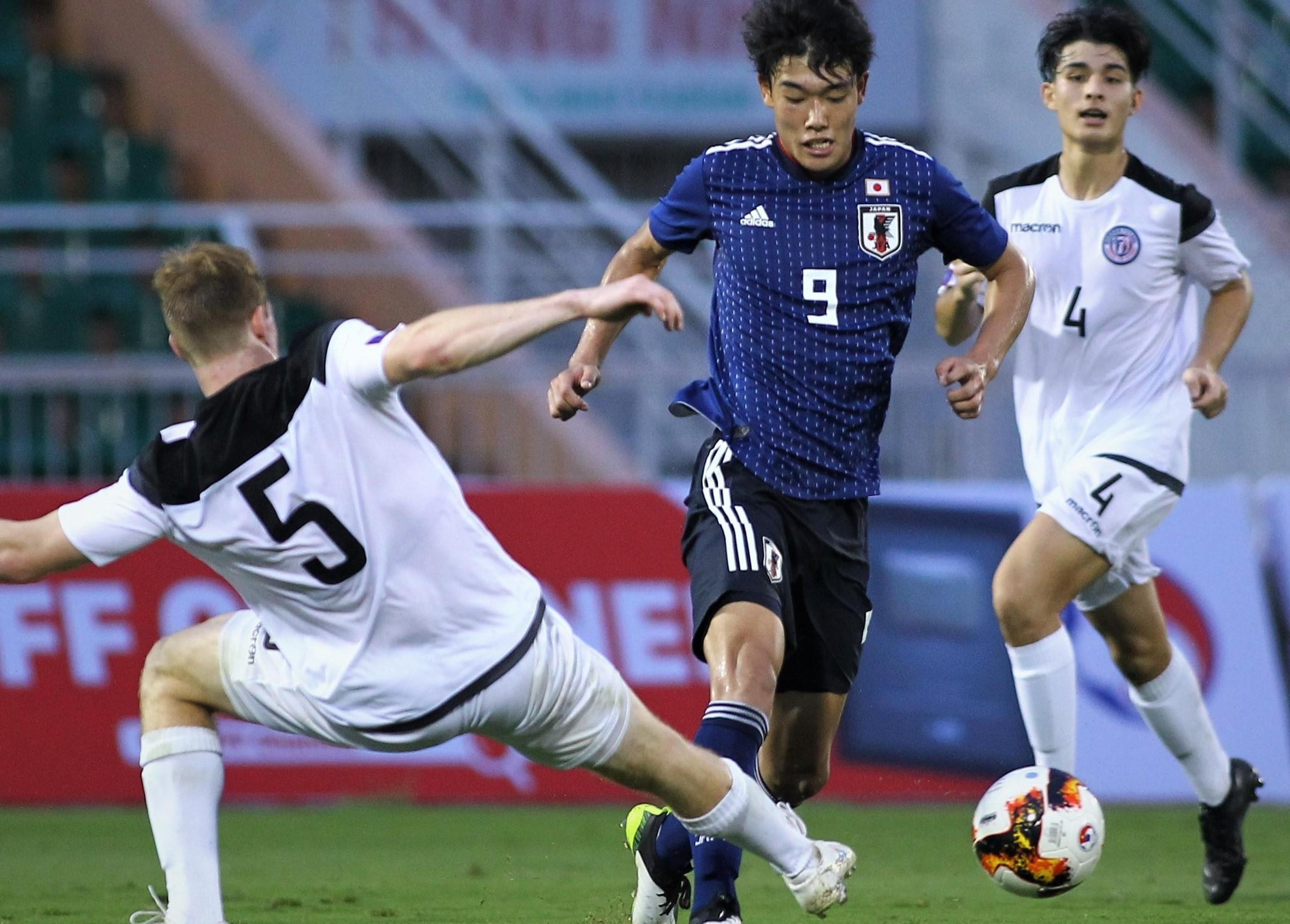 HLV U19 Guam: 'Khoang cach giua chung toi va Nhat Ban la 100 nam' hinh anh