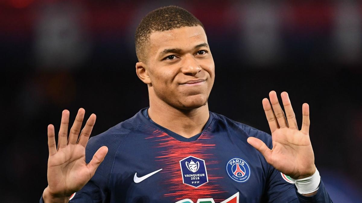 liverpool mua mbappe anh 1
