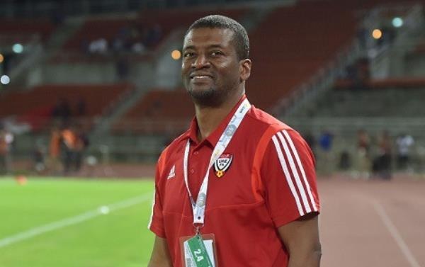 Truong doan UAE che chat luong san bai tai Viet Nam kem Thai Lan hinh anh