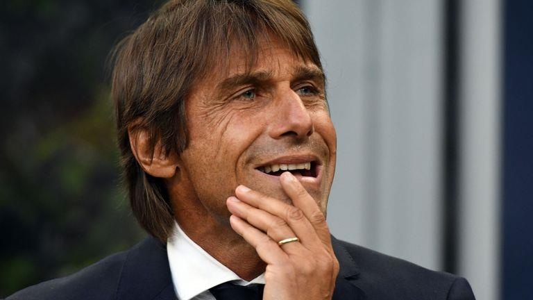 HLV Conte co the bi de doa hinh anh