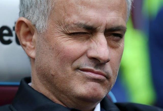 Mourinho bieu lo nhieu cam xuc trong ngay tro lai Premier League hinh anh
