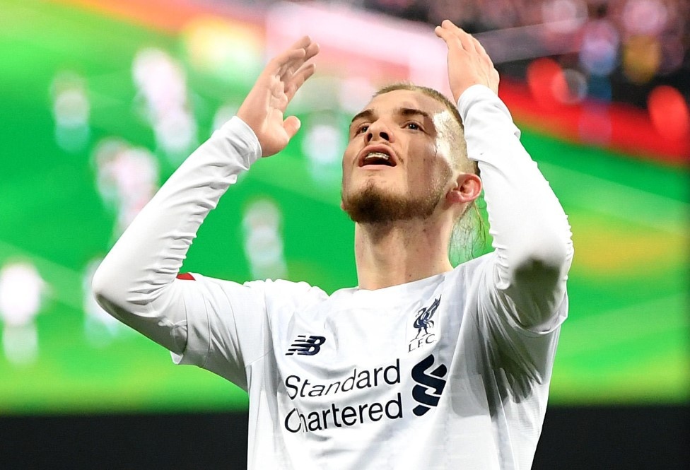 Doi hinh tre nhat lich su Liverpool thua 0-5 truoc Aston Villa hinh anh