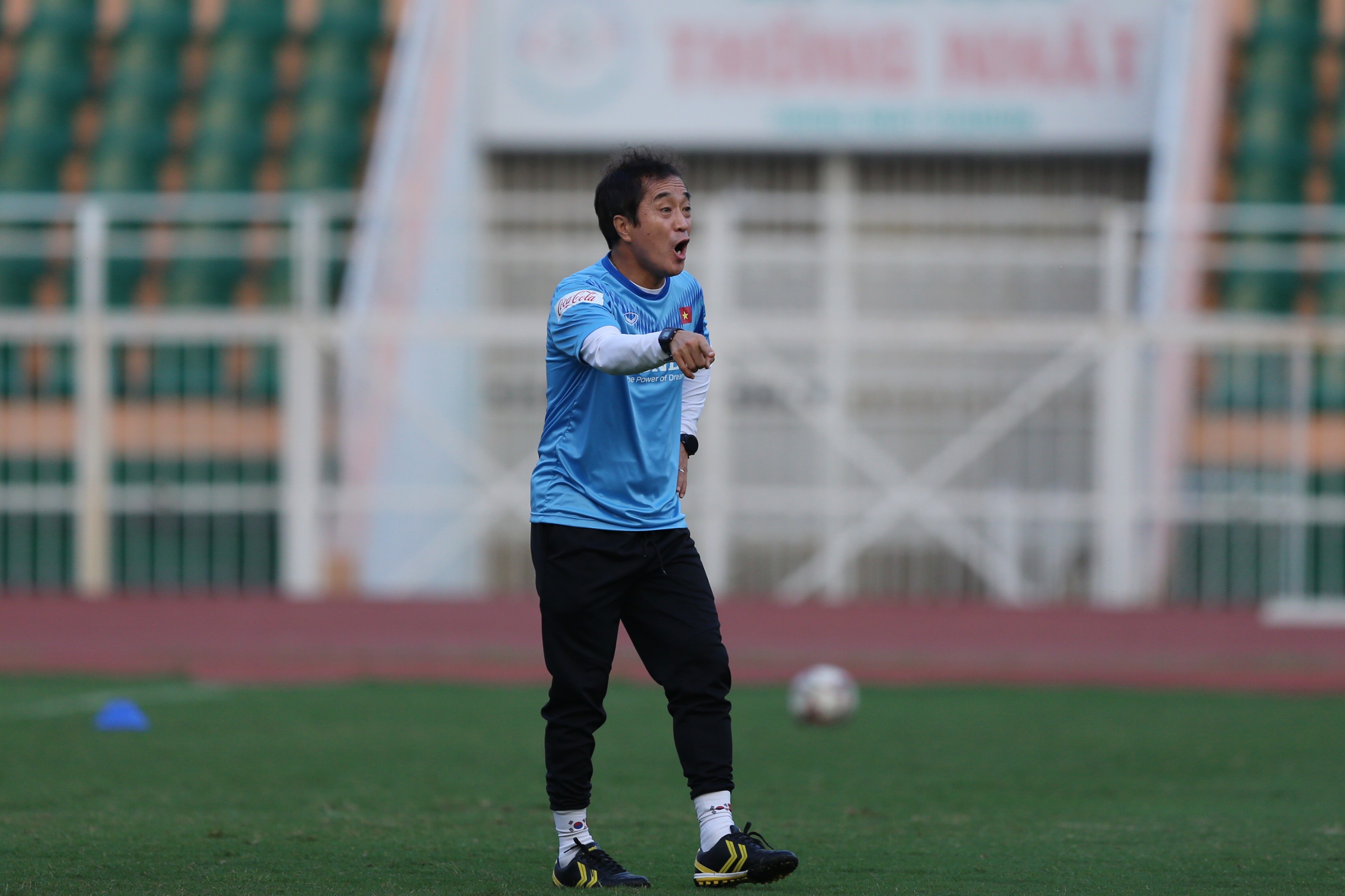 dinh trong binh phuc anh 9