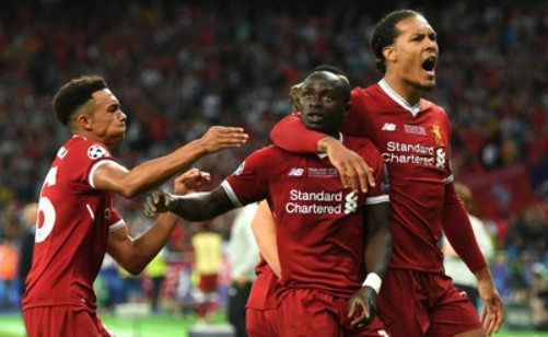 Liverpool thong tri doi hinh tang gia nhieu nhat nam 2019 hinh anh