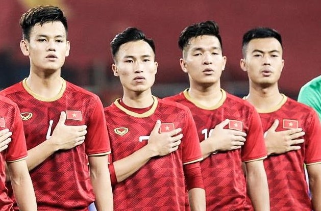 Infographic: Chieu cao U23 Viet Nam thay doi ra sao qua 3 giai chau A hinh anh