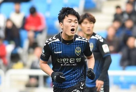 K.League mo ra co hoi cho cau thu Dong Nam A hinh anh