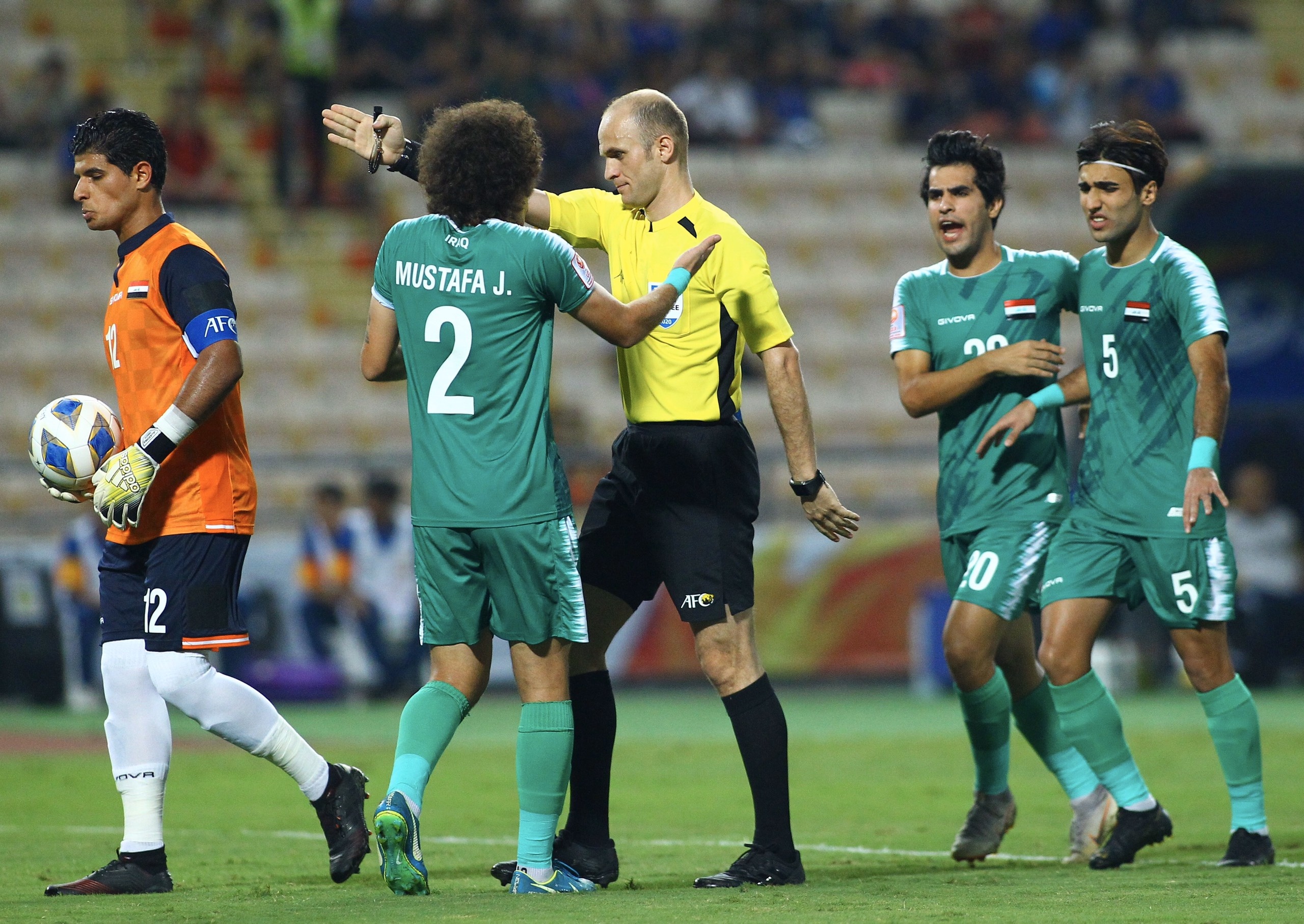 u23 thai lan huong penalty anh 4