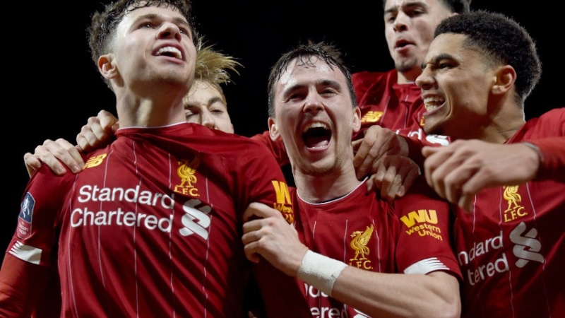 Cuu hau ve tre MU giup Liverpool gianh chien thang o cup FA hinh anh