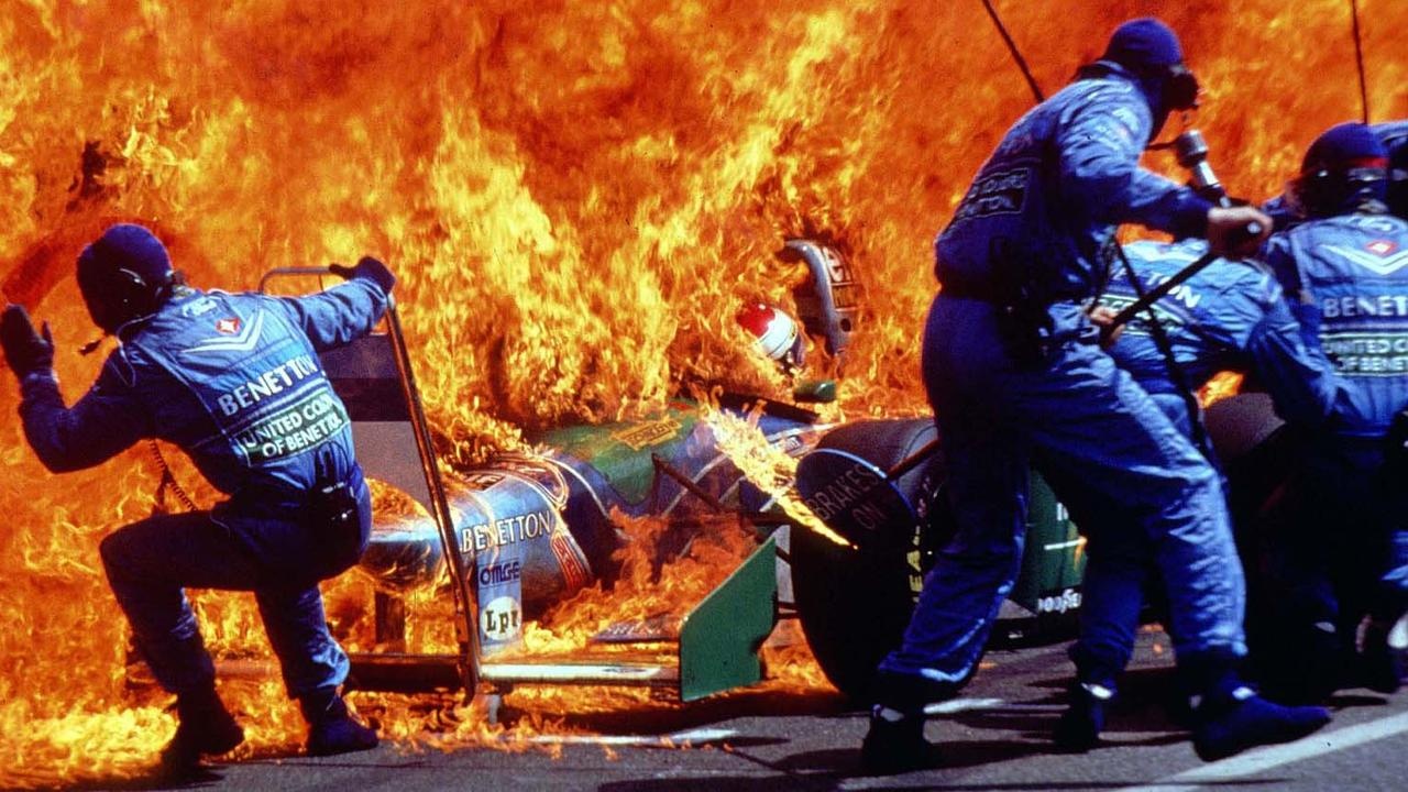 Tinh huong vao pit khien xe chay du doi nhat lich su F1 hinh anh