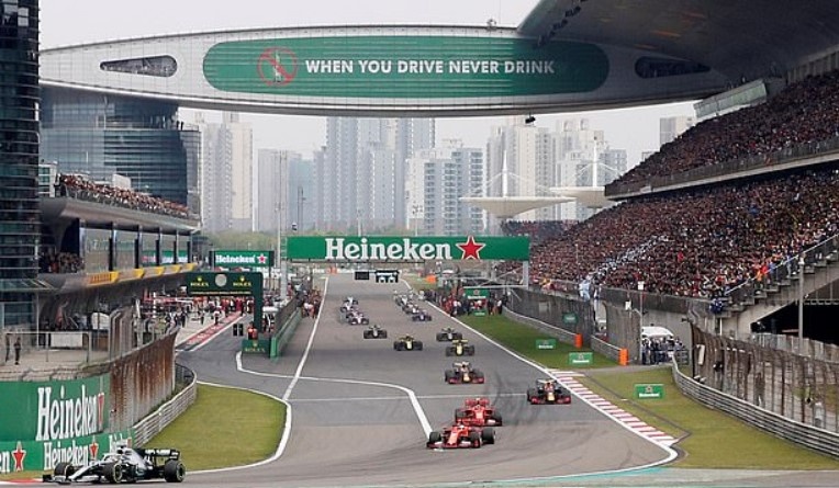 Don vi to chuc F1 doi mat nguy co lo 35 trieu bang vi virus corona hinh anh