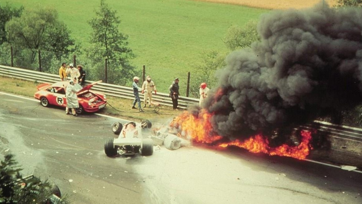 Cai chet cua Ayrton Senna va nhung tai nan trong F1 hinh anh