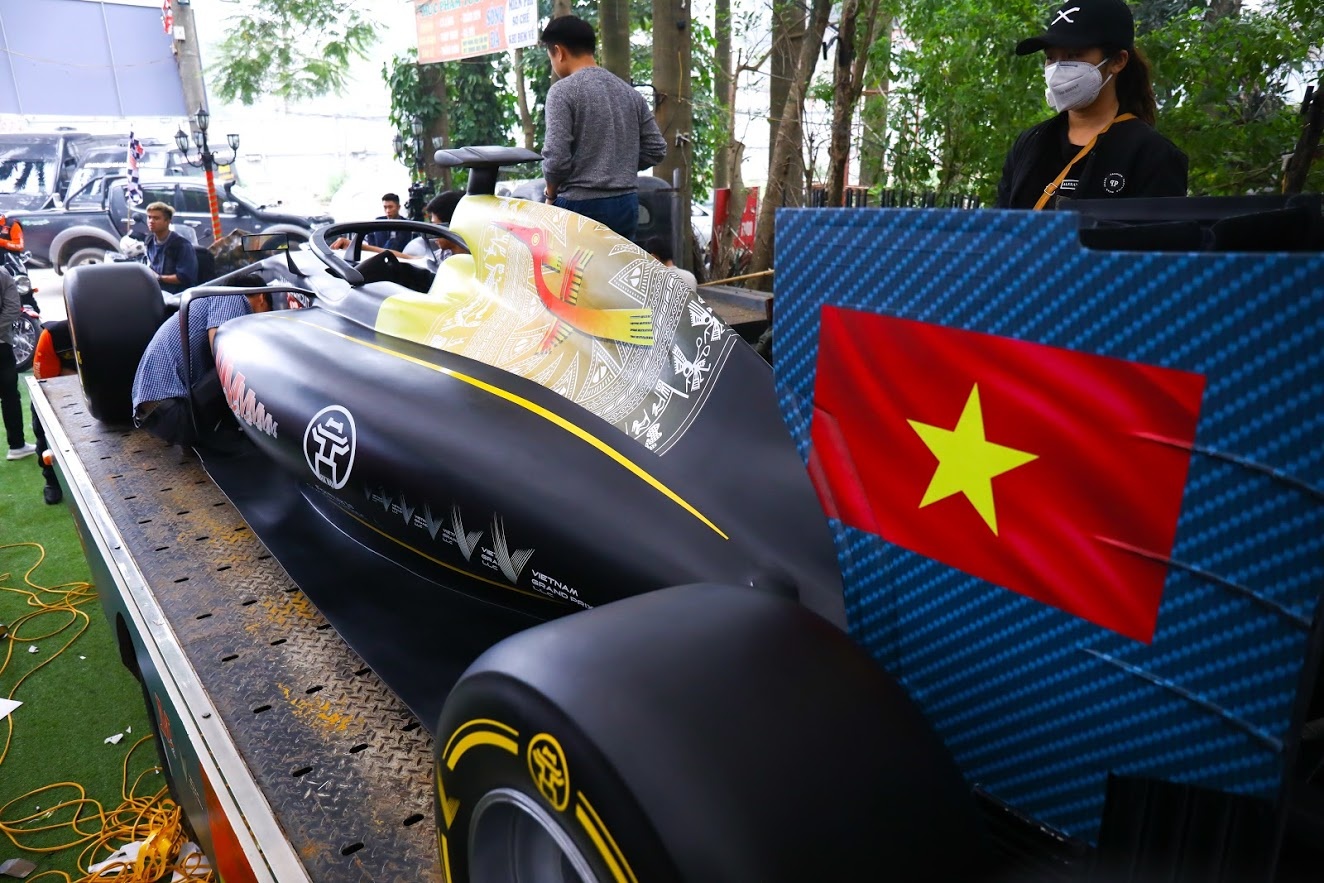 dieu hanh xe f1 anh 4