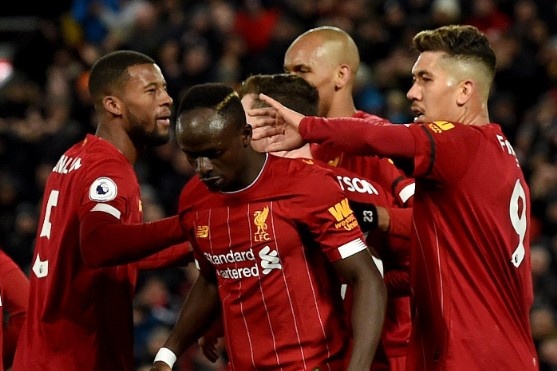 Liverpool thang 18 tran lien tiep sau man loi nguoc dong hinh anh