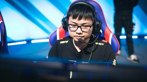 Giai LMHT Trung Quoc tro lai hinh anh