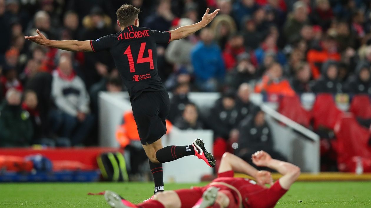 liverpool bi loai anh 1