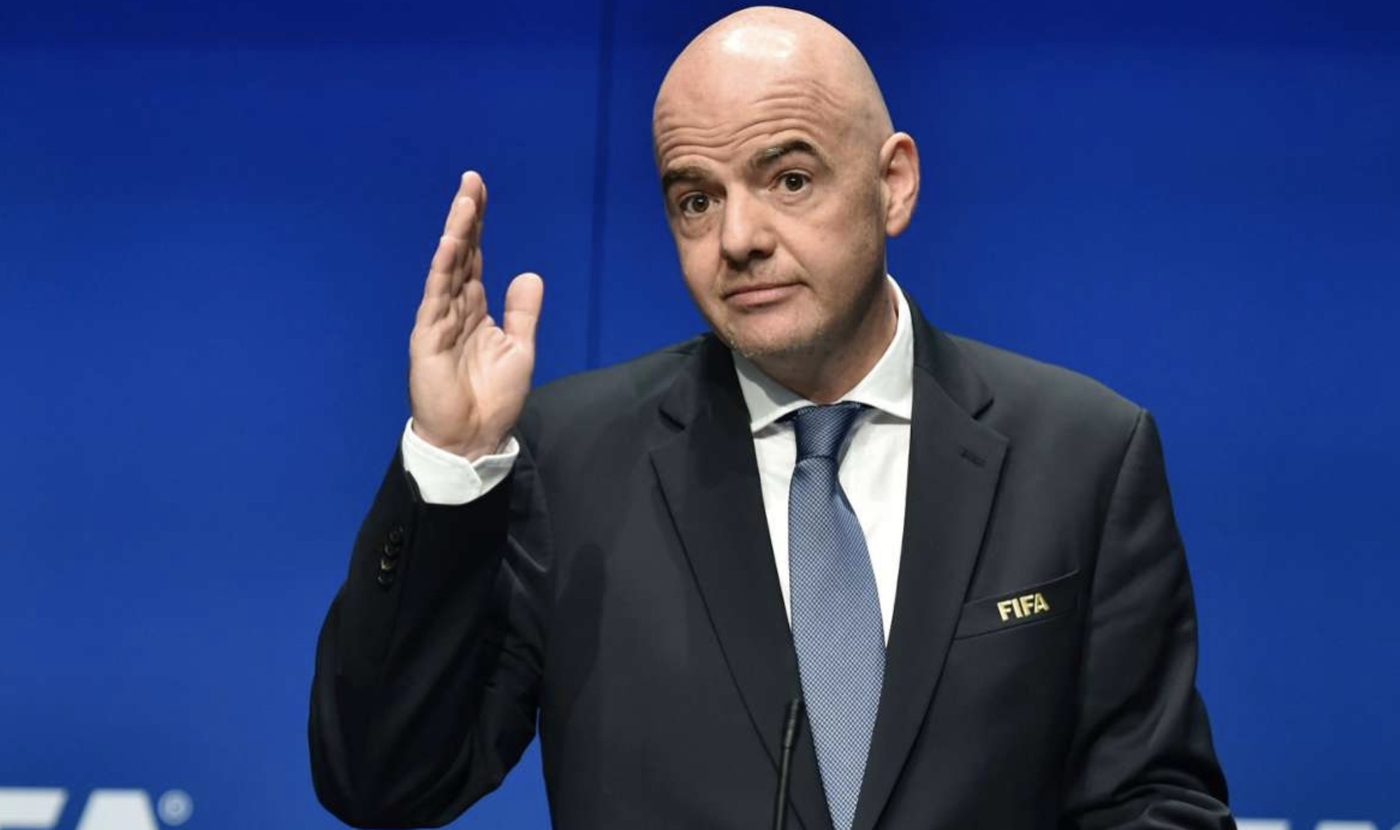 FIFA trao quyen cho cac CLB nham ngan dich hinh anh