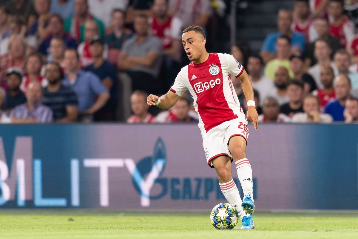 hau ve tre chau au anh 8