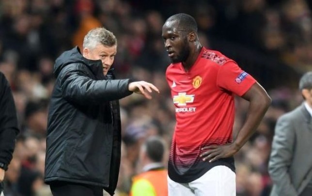 Lukaku quyet tam roi MU du duoc HLV Solskjaer niu keo hinh anh