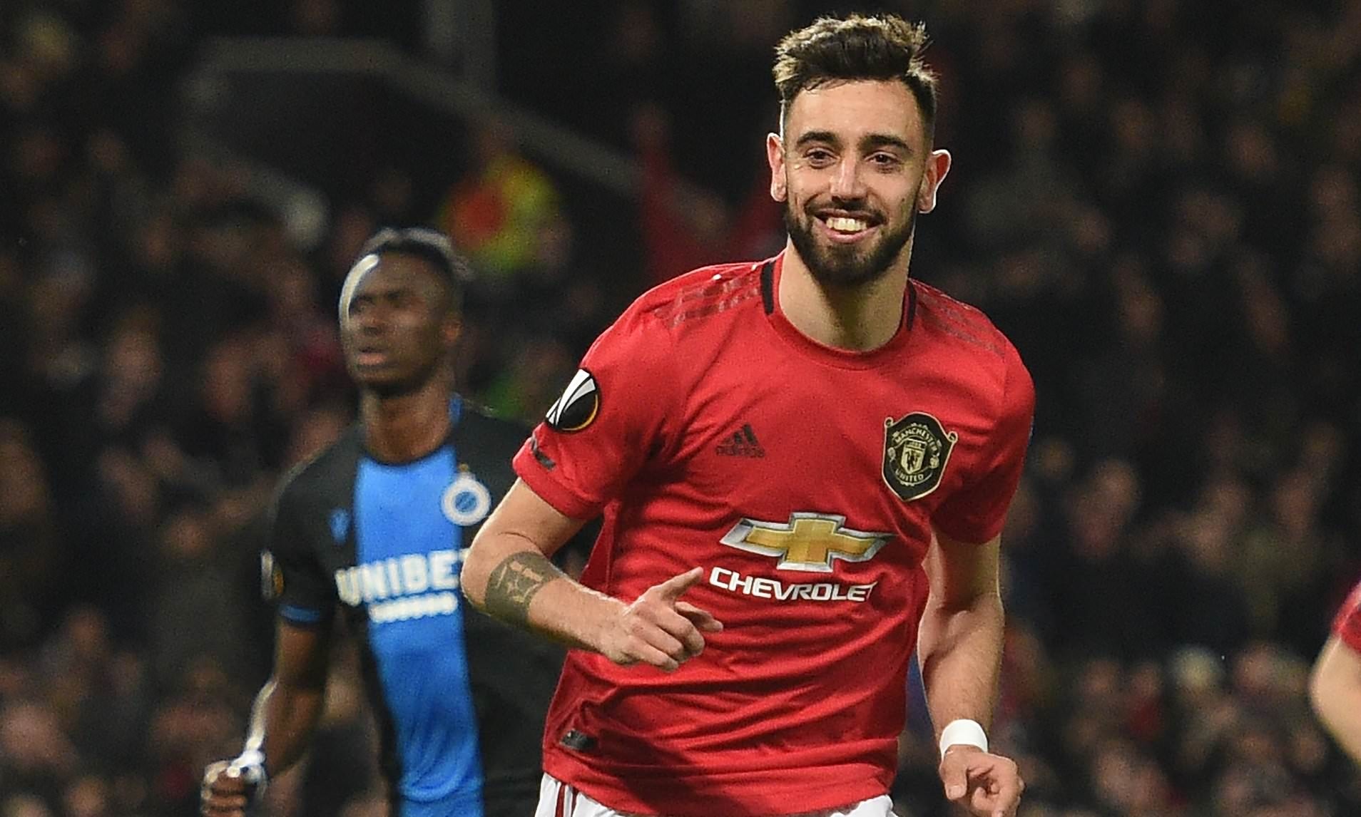 Chinh phu Anh dong tinh voi ke hoach tro lai cua Premier League hinh anh