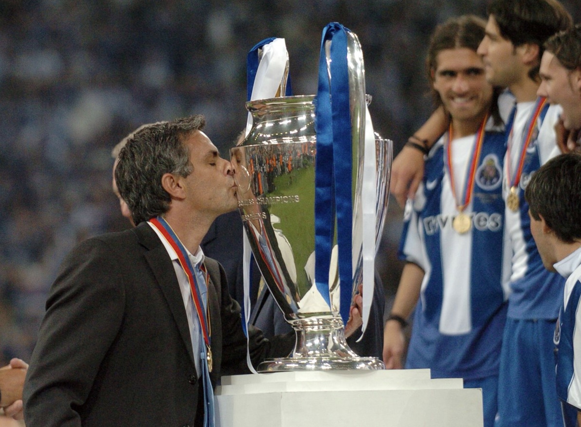 cac doi bong bi hut mau anh 5