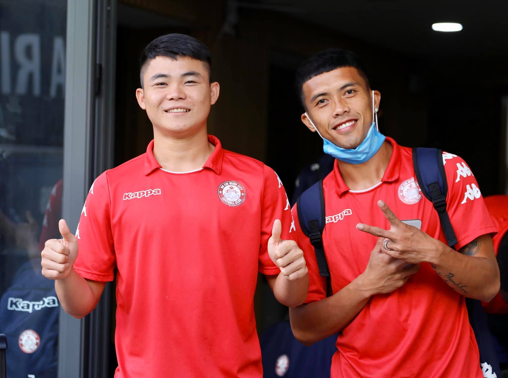 quang hai va cong phuong anh 6