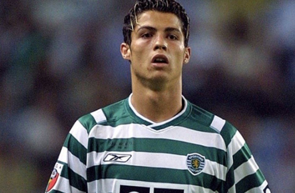 Ronaldo choi hay nhung van bi doi bong Phap khuoc tu hinh anh