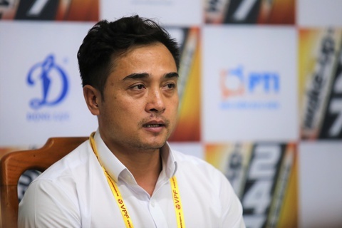 HLV Duc Thang: 'Moi chuyen kho khan khi khong muon duoc cau thu HAGL' hinh anh