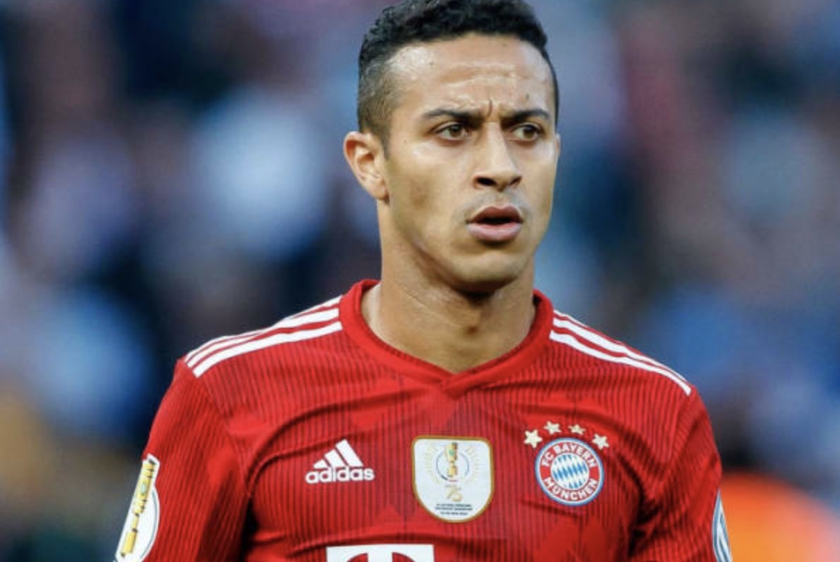 Bayern mat tru cot truoc them dai chien voi Dortmund hinh anh