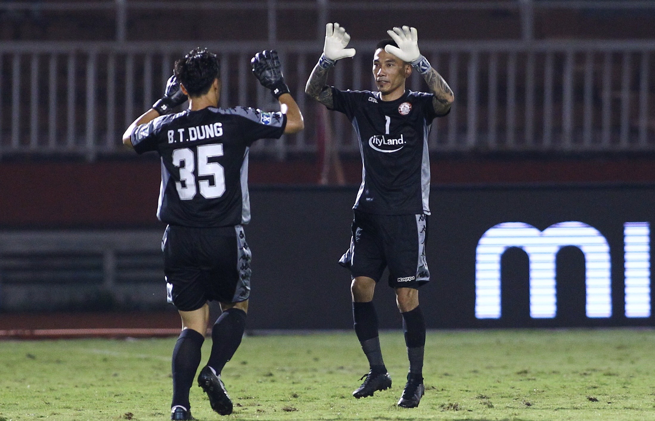 bui tien dung toa sang anh 2