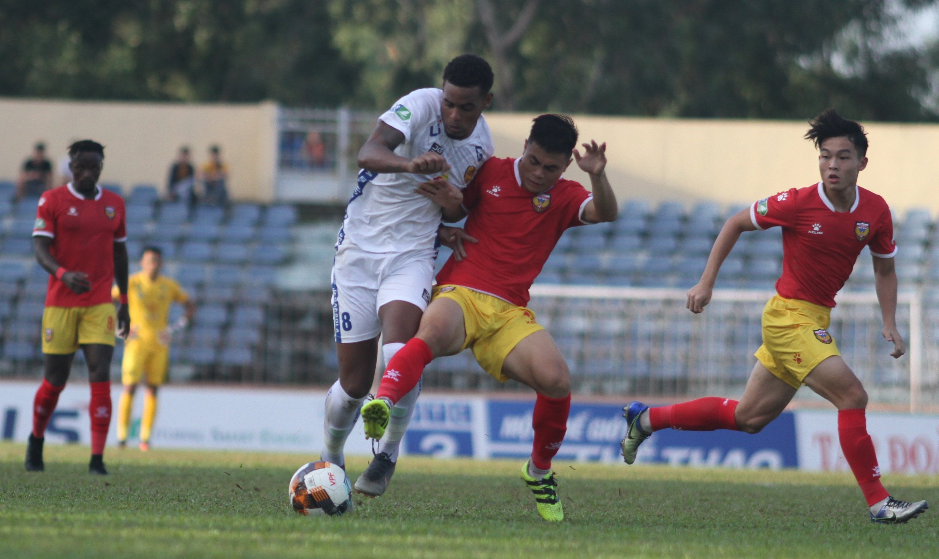 ket qua quang nam vs ha tinh anh 1