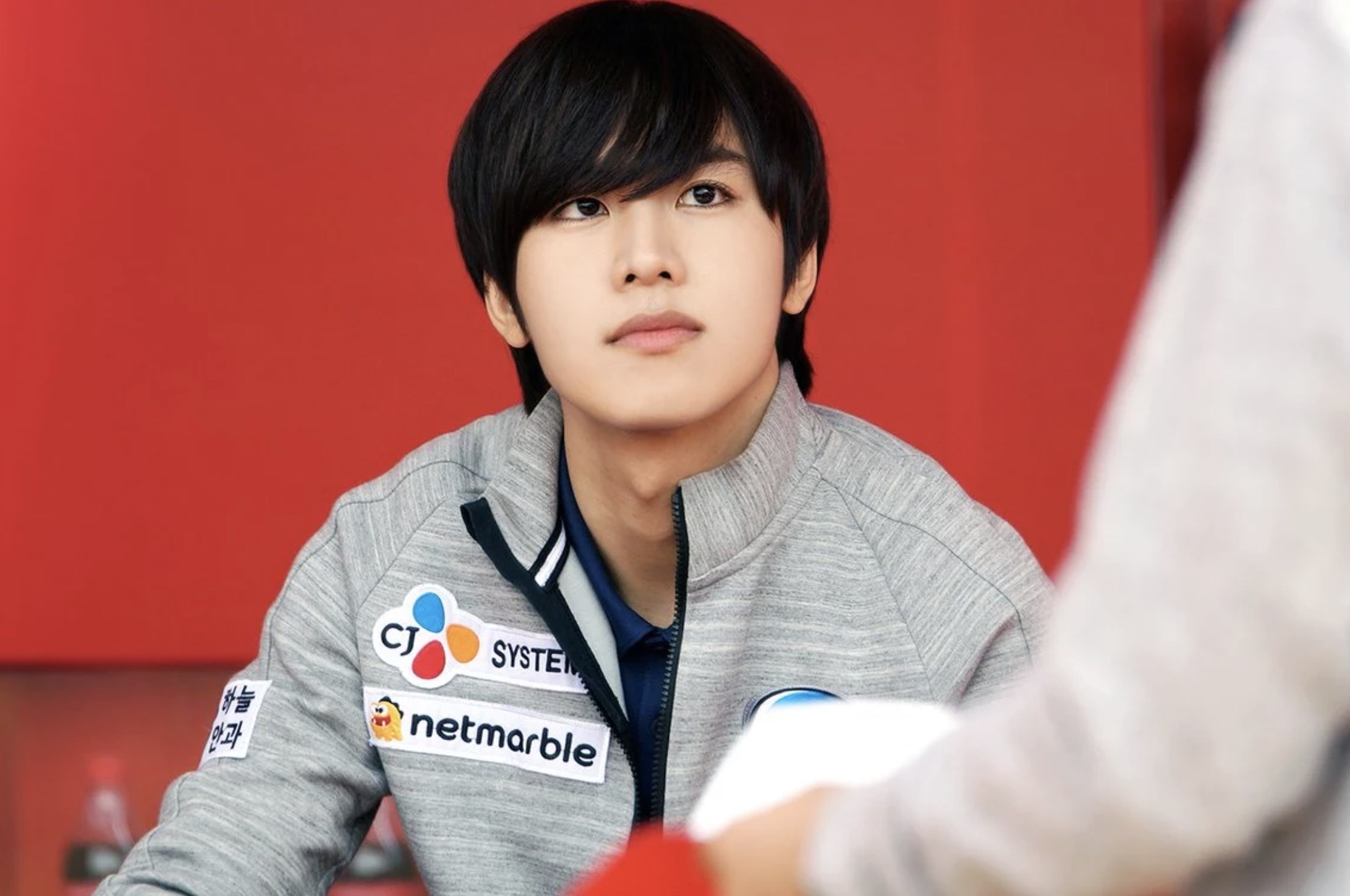 Ve ngoai nhung thoi nam cham hut fan nu cua LMHT hinh anh