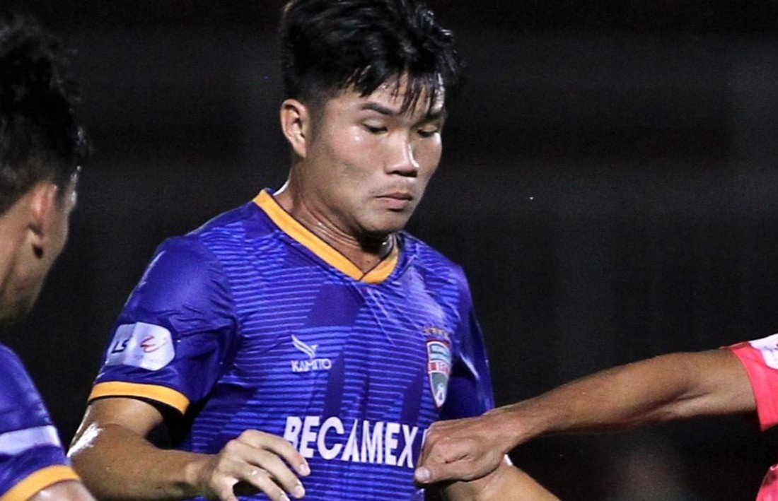 Tien ve Binh Duong doi ra di ngay sau tran thang dam hinh anh