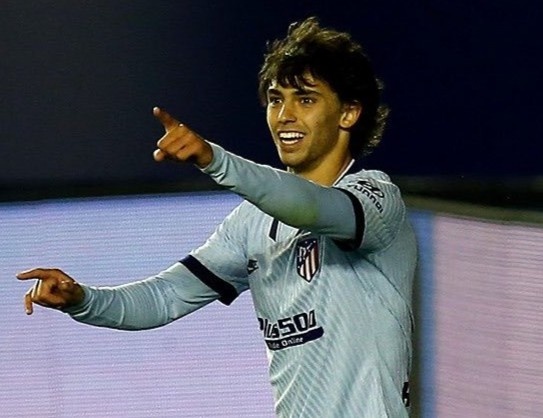 Joao Felix lap cu dup giup Atletico giai con khat chien thang hinh anh