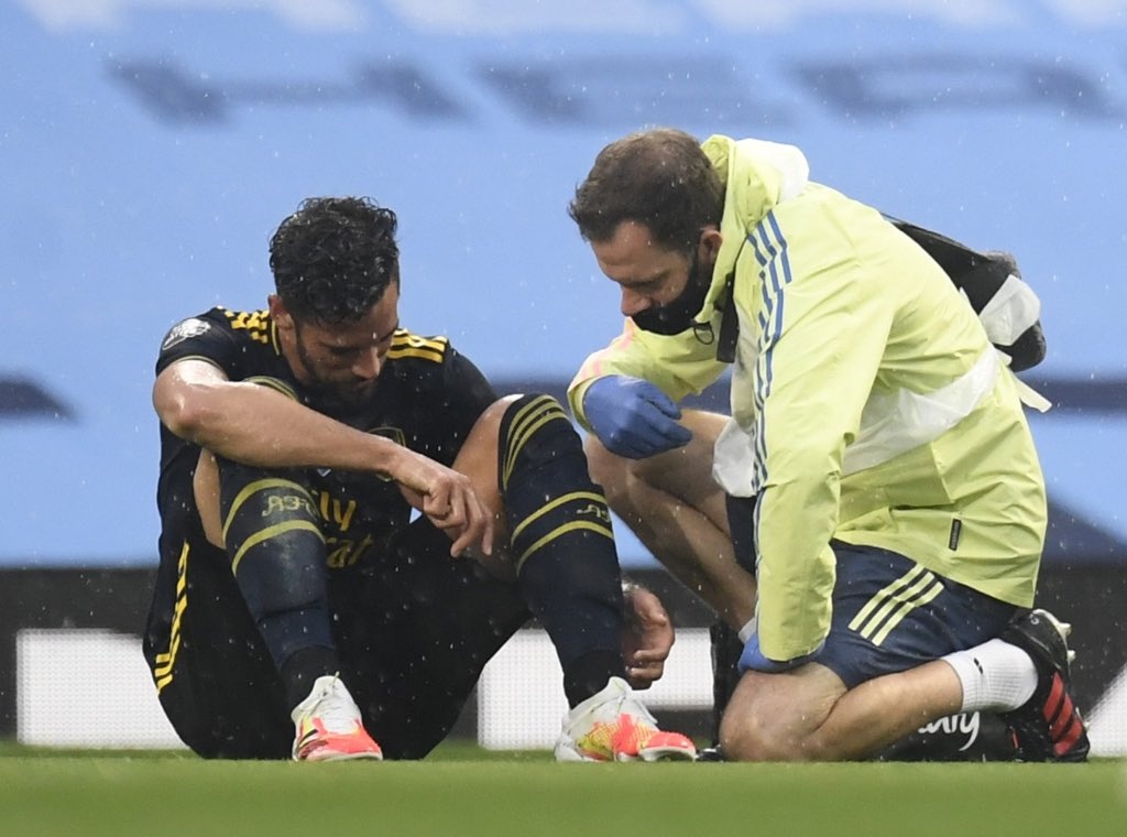 premier league tro lai anh 5