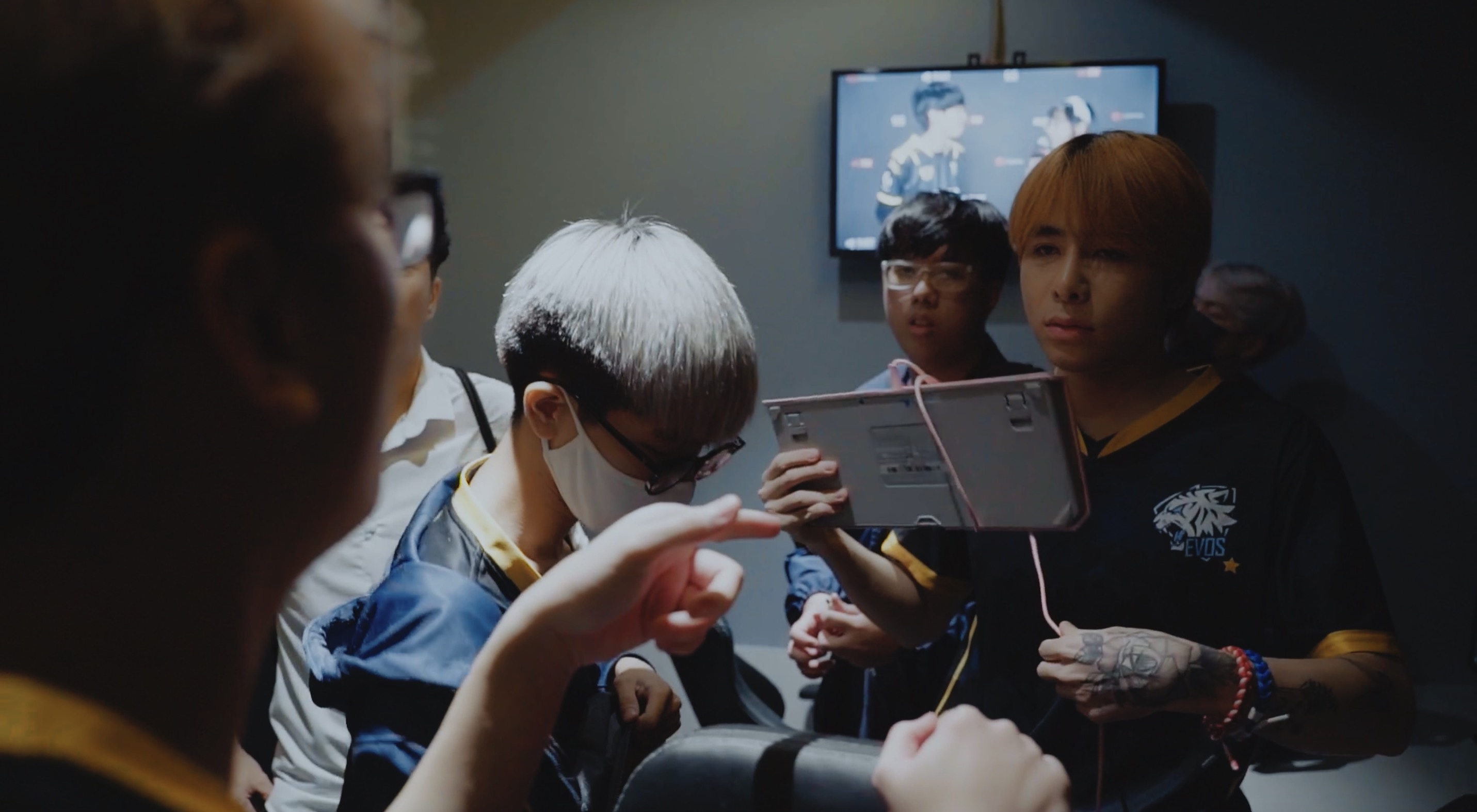 mot ngay cua evos anh 24