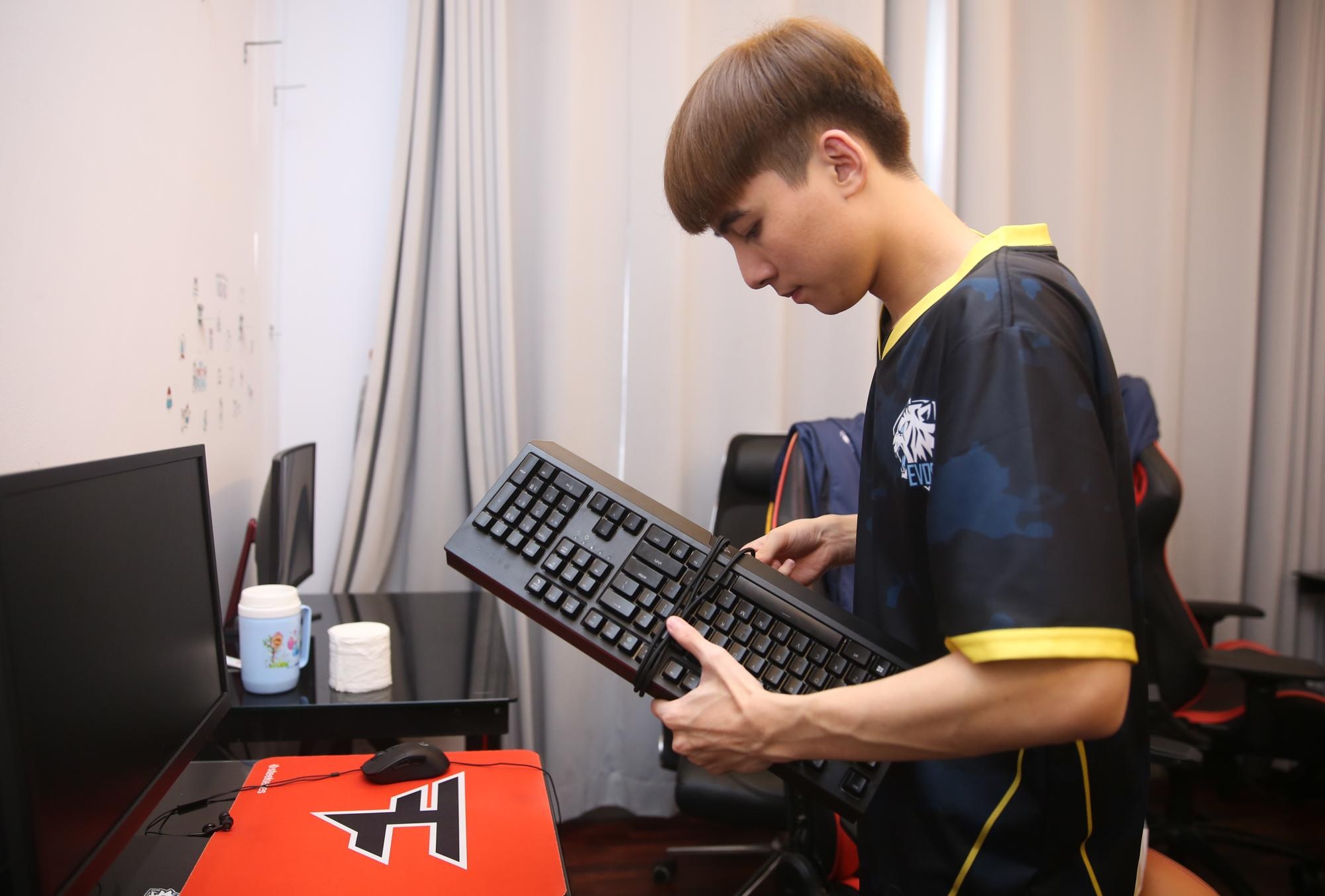 mot ngay cua evos anh 3