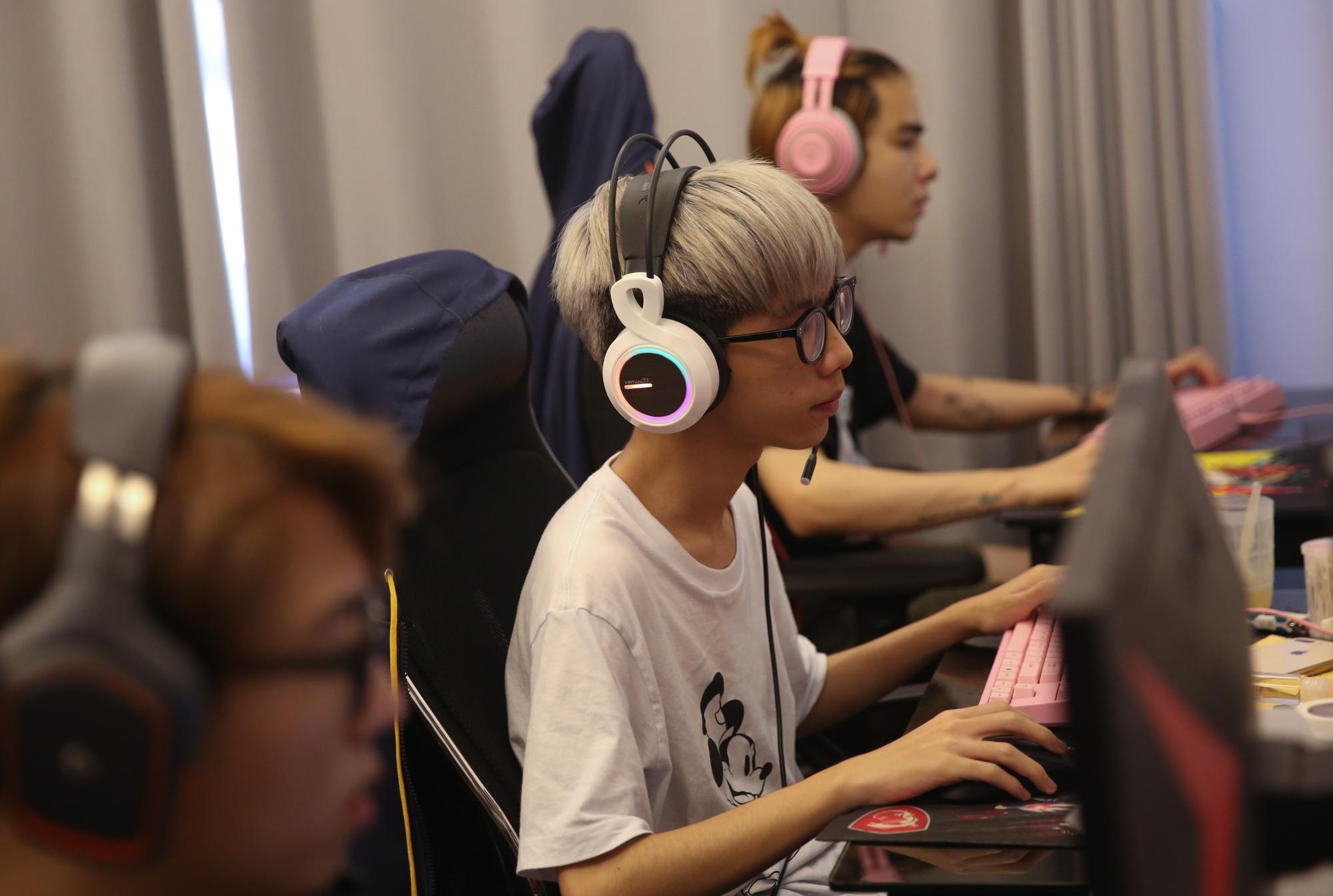 mot ngay cua evos anh 2