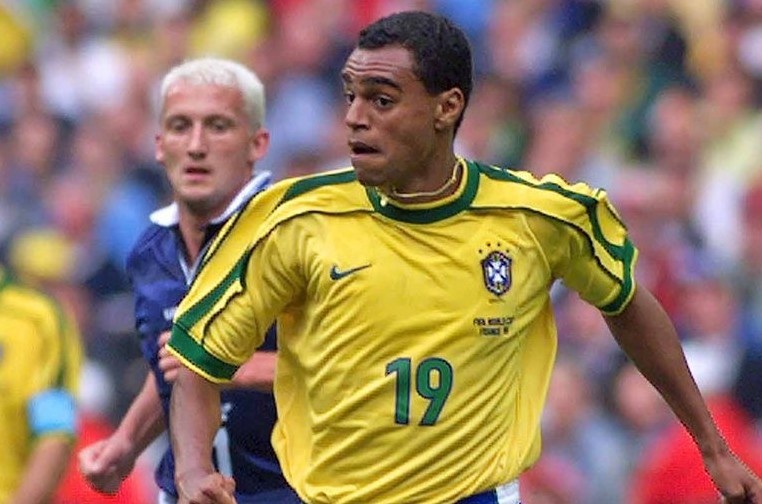 Nha vo dich World Cup ke ve ban thang duy nhat o V.League hinh anh