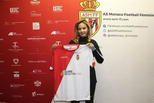 vo cua fabinho anh 1