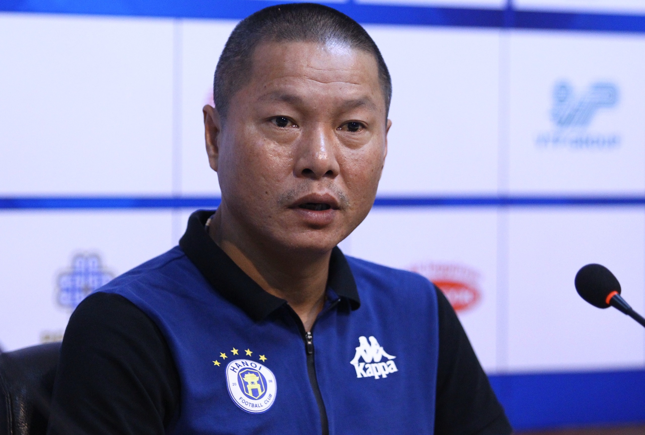 HLV Chu Dinh Nghiem: 'Cong Phuong hay hon hoi con da o HAGL' hinh anh