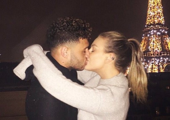 Nu ca si noi tieng nuoc Anh phai long tan vuong Premier League hinh anh