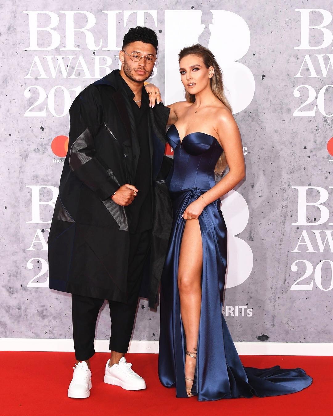 ban gai chamberlain anh 6