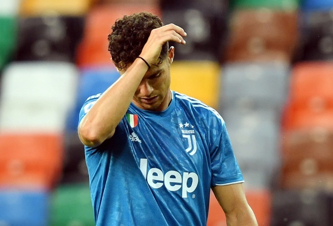 ronaldo bi vuot mat anh 1